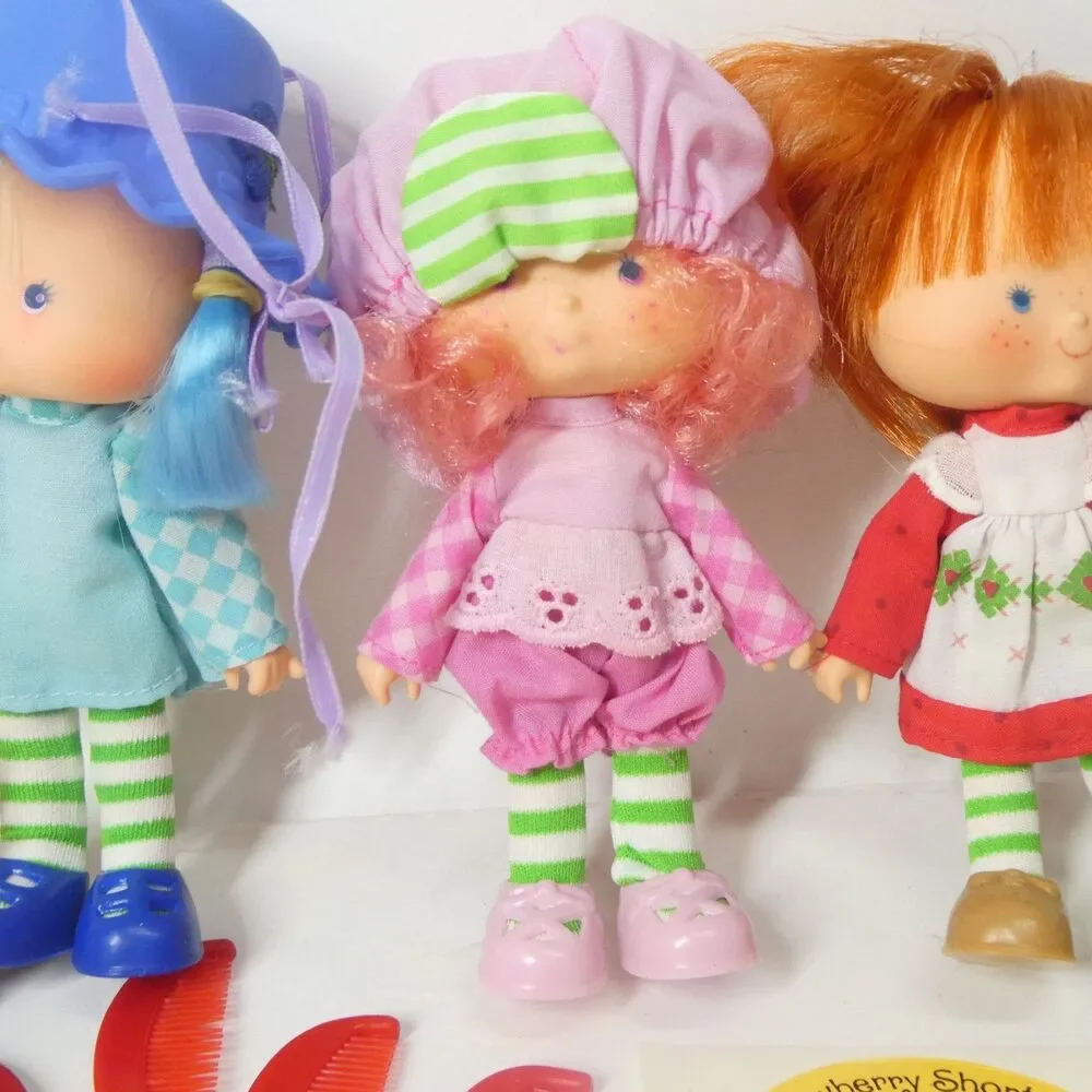 Strawberry Shortcake Doll Lot of 4 Vintage w/ Blueberry Muffin & Raspberry Tart